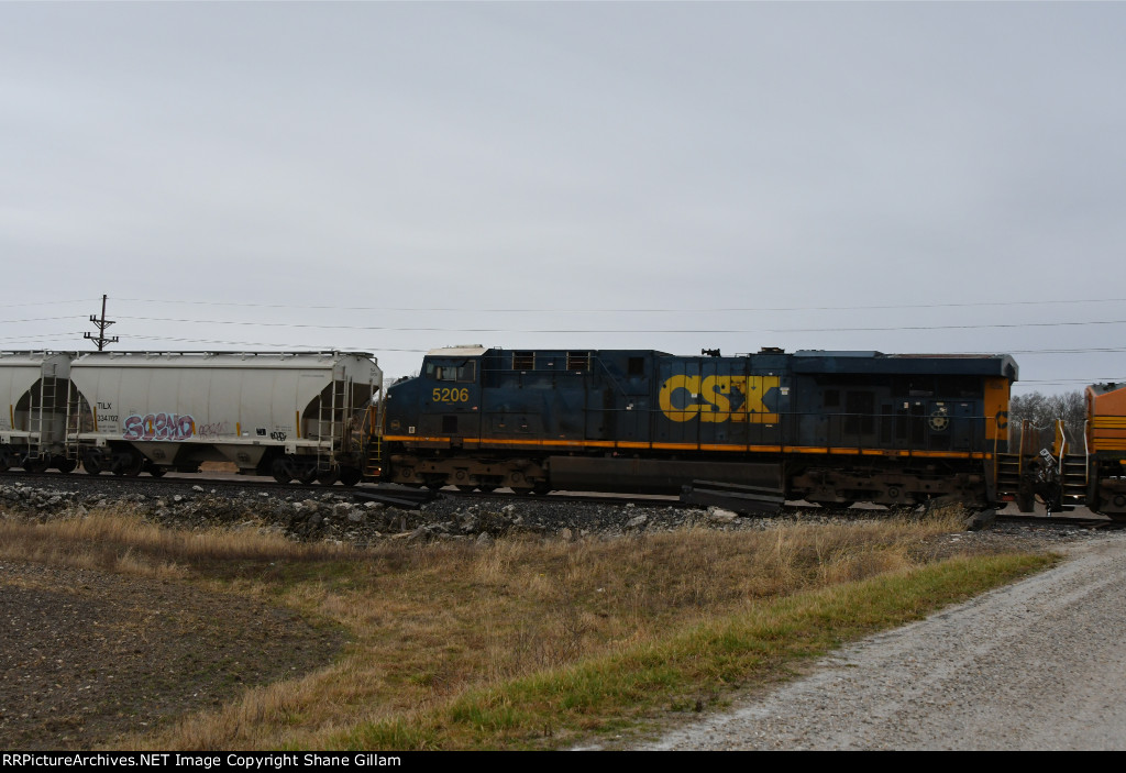 CSX 5206 Roster shot